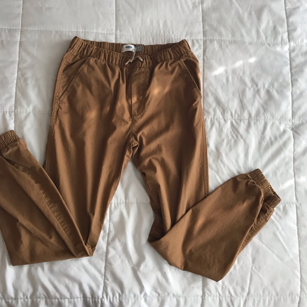 OLD NAVY NWOT Khaki Joggers